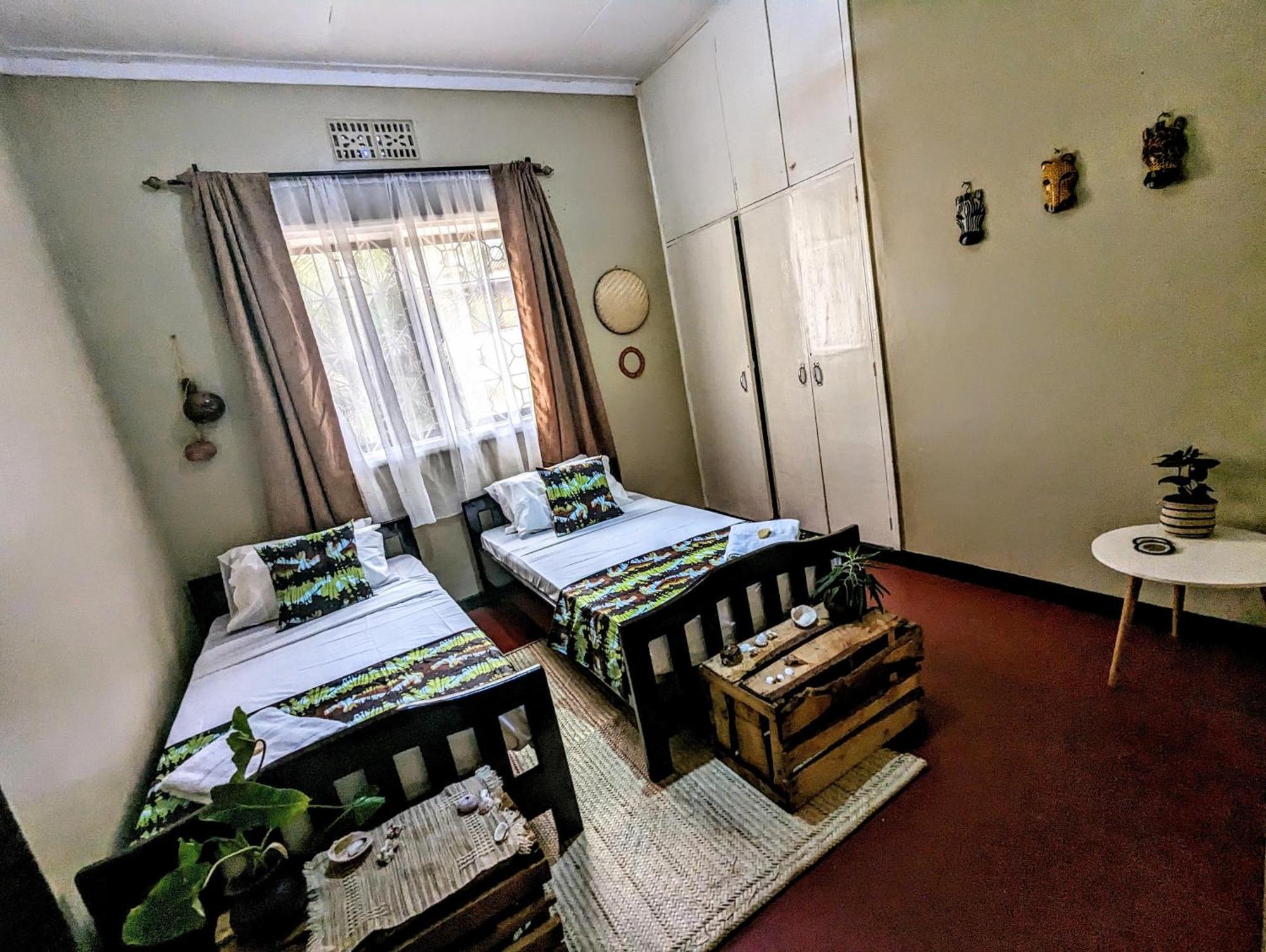 The Lion King Homestay モシ エクステリア 写真